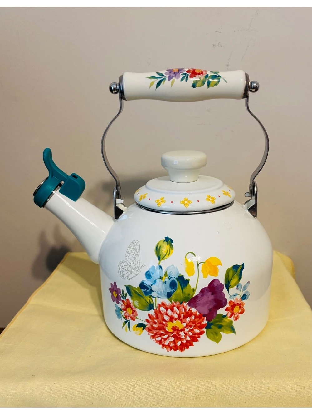 2017 Retired The Pioneer Woman Floral Enamel Steel Whistling Tea Kettle